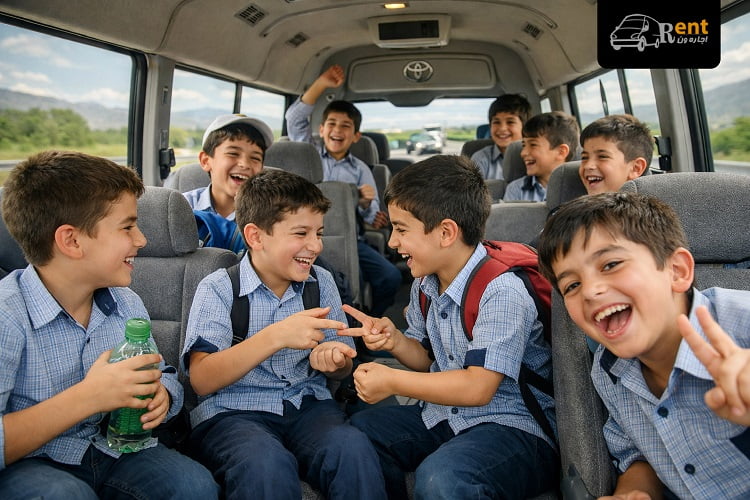 اردو مسافرتی دانش آموزان دبستان پسرانه به همراه ون